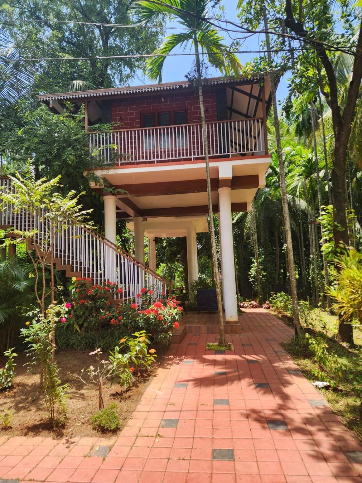 Serenity Villa And Treehouse Palakkad Kültér fotó